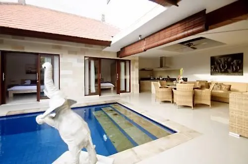 Taman Kesari Villa