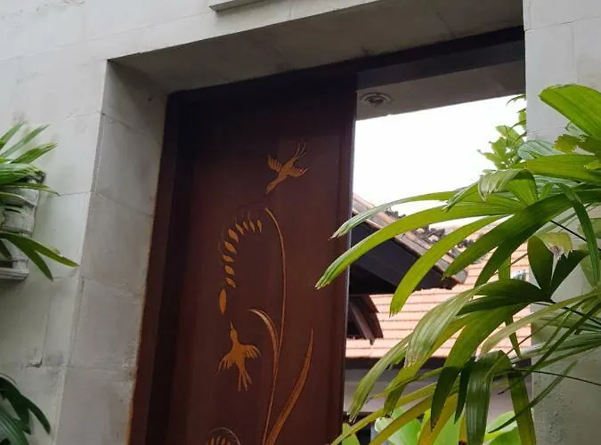 Taman Kesari *